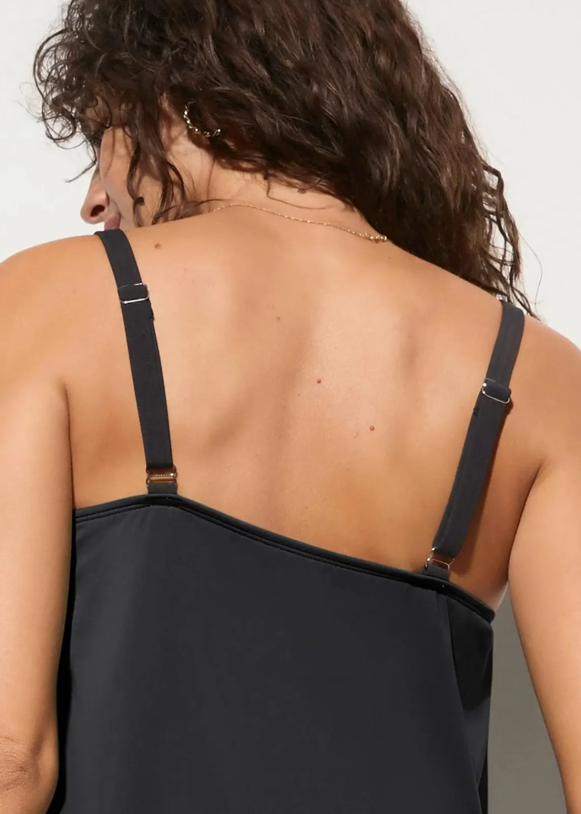 bonprix Nachhaltigere Materialien|Bademode·Tankinis^Tankini (2-tlg.Set) oliv/schwarz