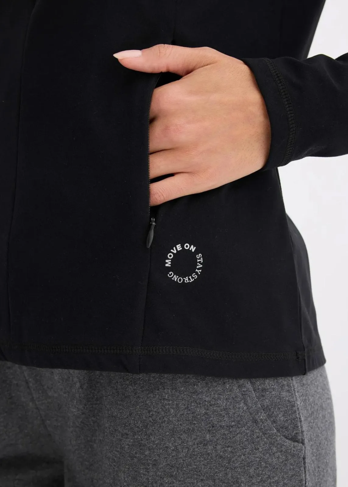 bonprix Bekleidung·Sweat|Nachhaltigere Materialien^Thermo Funktionsjacke mit halben Reißverschluss, schnelltrocknend schwarz