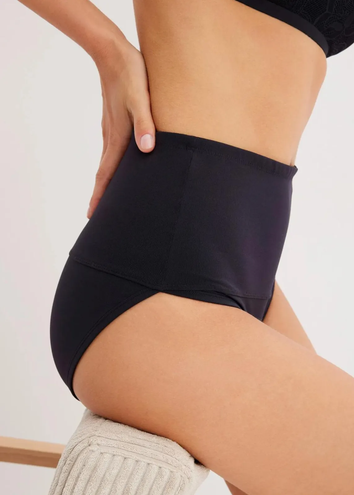 bonprix Wäsche·Shapewear|Wäsche·Höschen^Thermo Shape Slip mit leichter Formkraft (2er Pack) schwarz