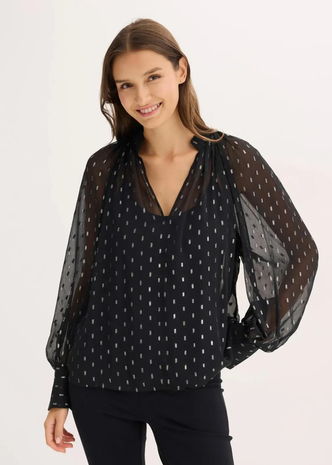 bonprix Bekleidung·Jacken & Mäntel|Blusen & Tuniken^Transparente Schlupfbluse schwarz/silber