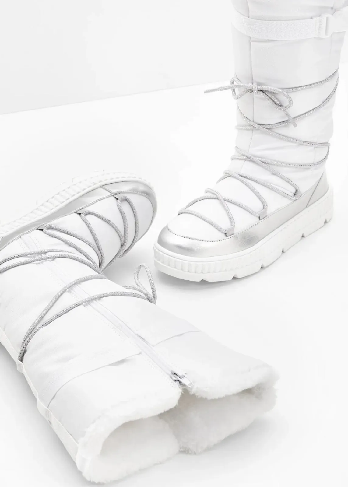 bonprix Outdoorbekleidung|Sport- & Trekkingschuhe^Trekking-Boots weiß/silber