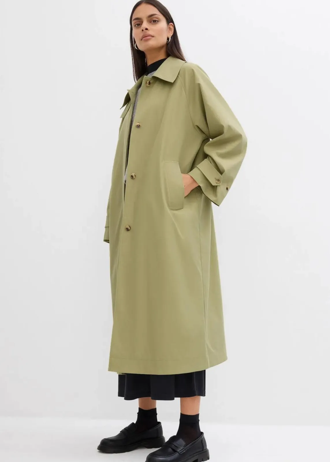 bonprix Bekleidung·Hosen|Jacken & Mäntel^Trenchcoat mit Laschen olivkhaki