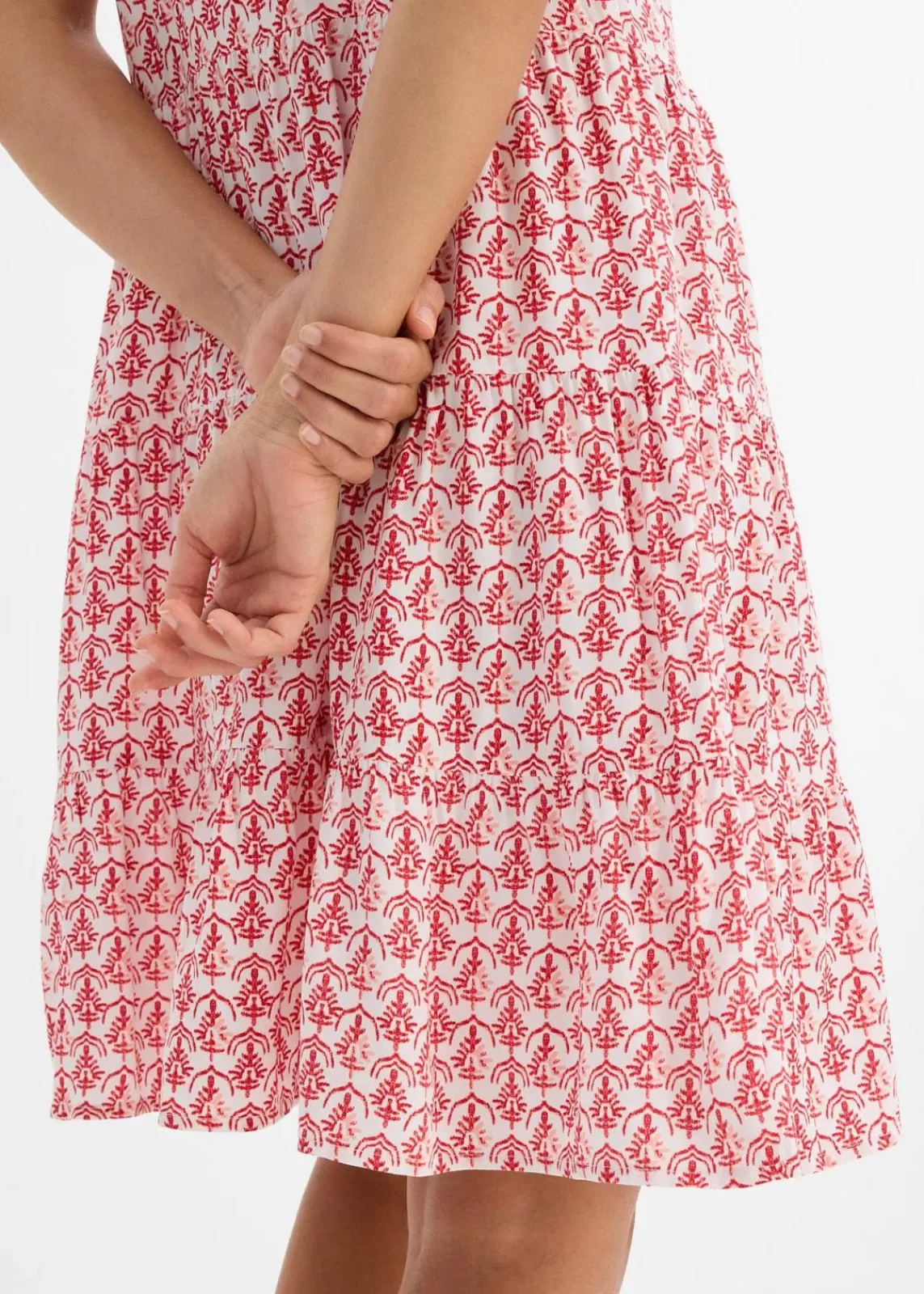 bonprix Nachhaltigere Materialien|Kleider^Trägerkleid aus fließender Viskose weiß/rot bedruckt