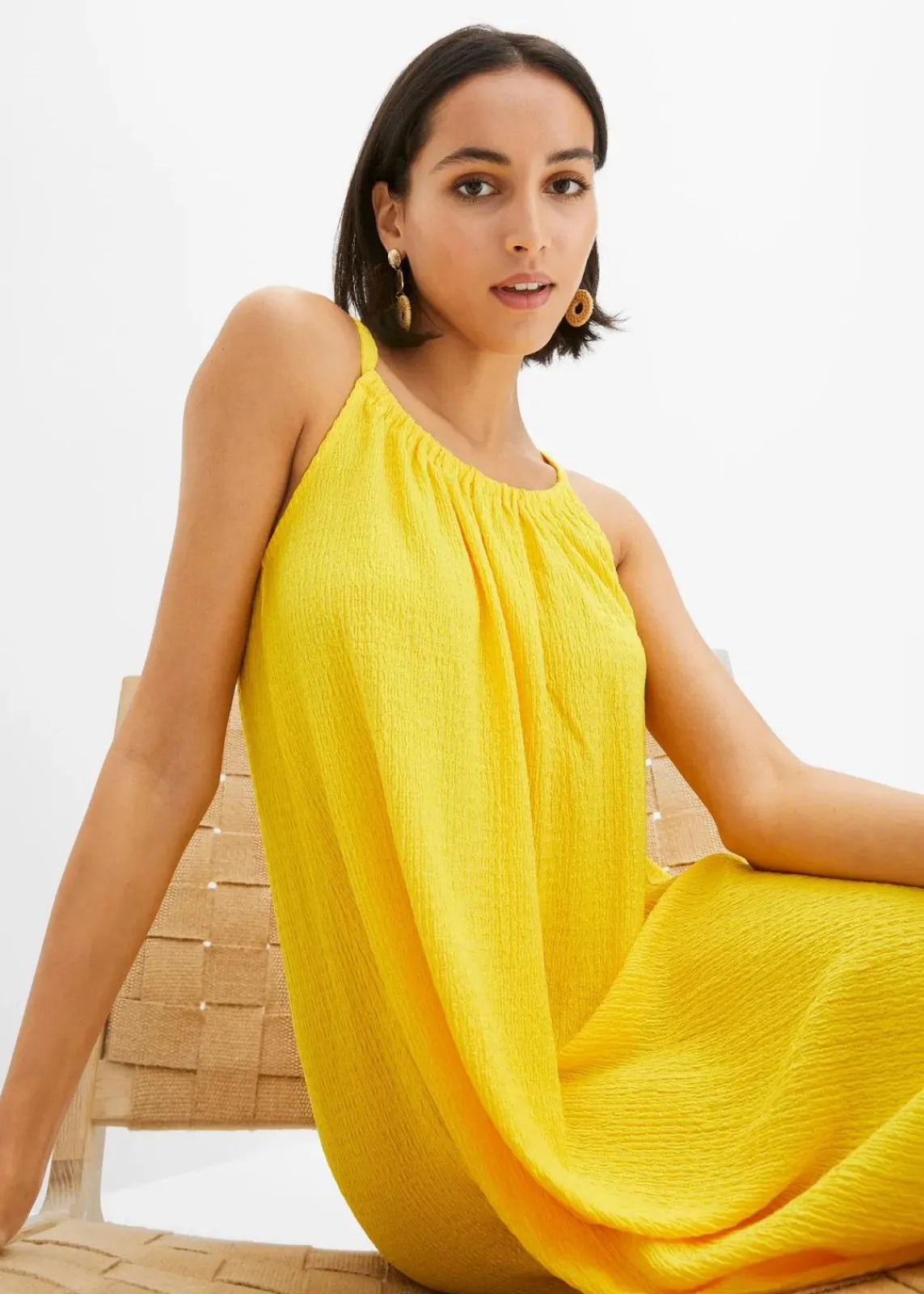 bonprix Nachhaltigere Materialien|Kleider^Trägerkleid aus leichtem Crêpe narzissengelb