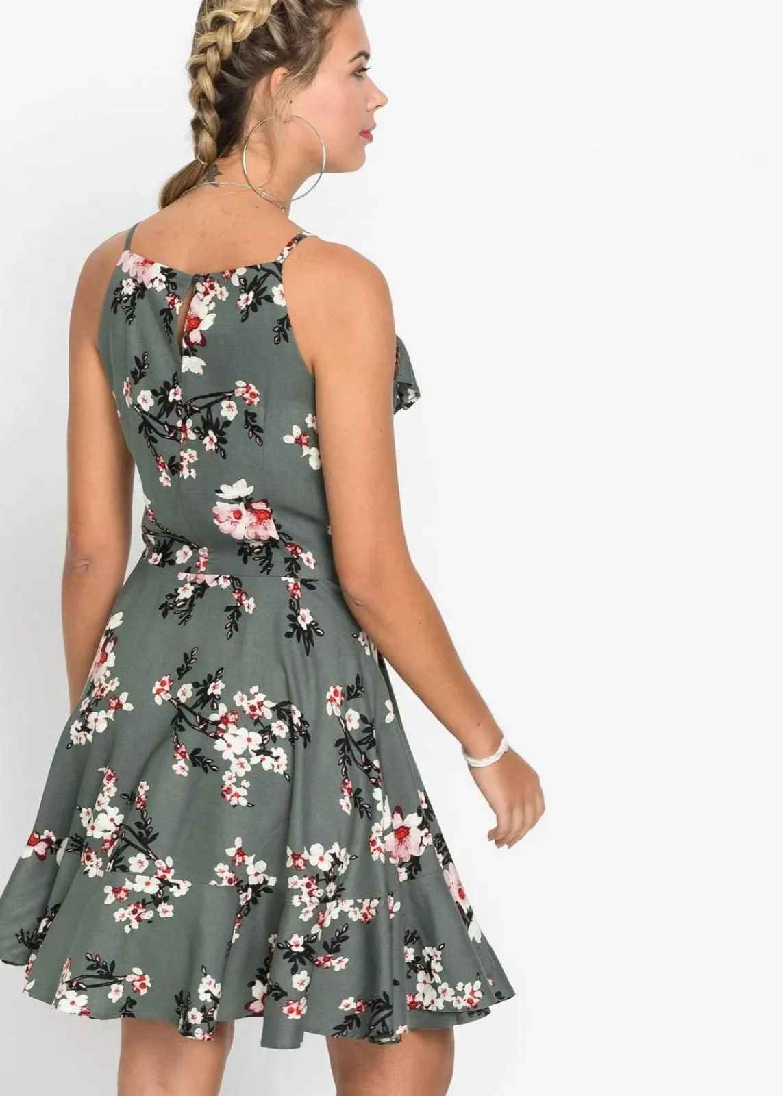 bonprix Kleider^Trägerkleid aus reiner Viskose eukalyptusgrün geblümt