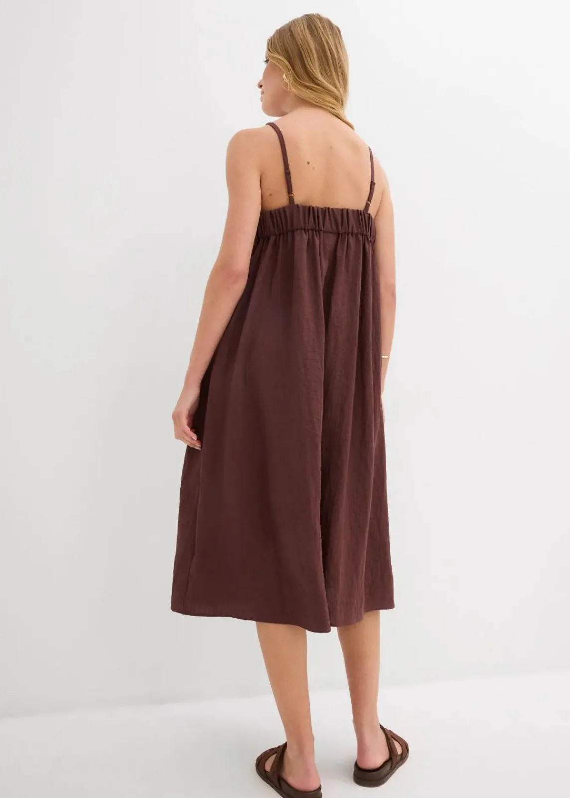 bonprix Bekleidung·Pullover & Strickjacken|Kleider^Trägerkleid aus softem Viskose-Mix terrabraun