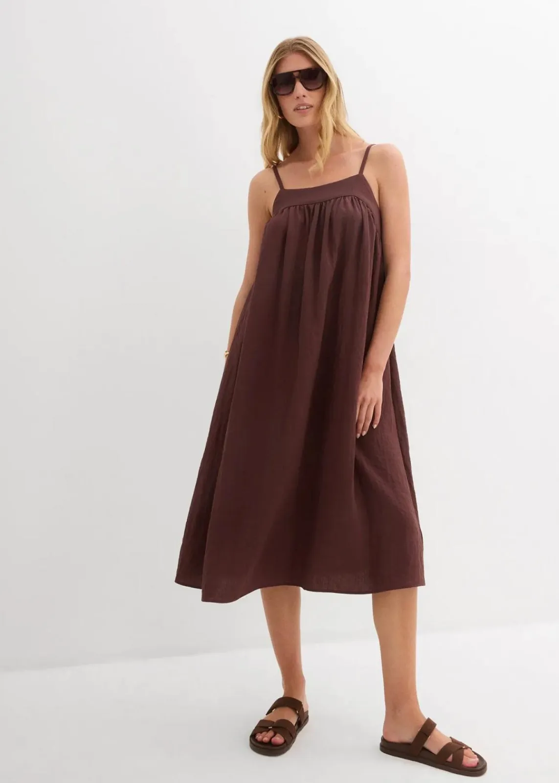bonprix Bekleidung·Pullover & Strickjacken|Kleider^Trägerkleid aus softem Viskose-Mix terrabraun