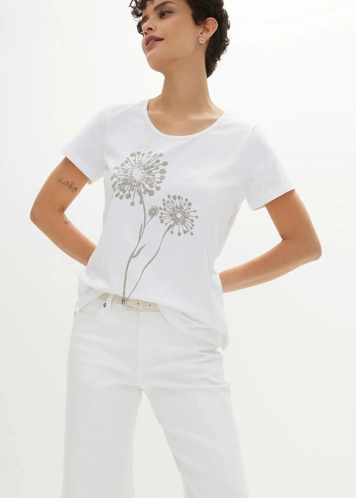 bonprix Shirts & Tops^T-Shirt weiß/mattsilber bedruckt