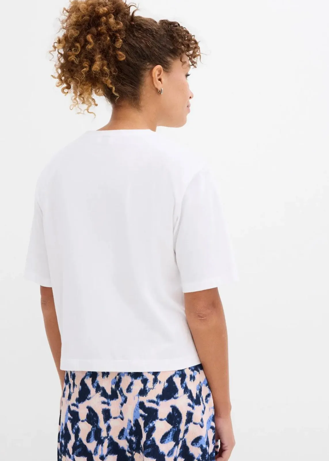 bonprix Shirts & Tops|Nachhaltigere Materialien^T-Shirt aus reiner Baumwolle weiß graphisch bedruckt