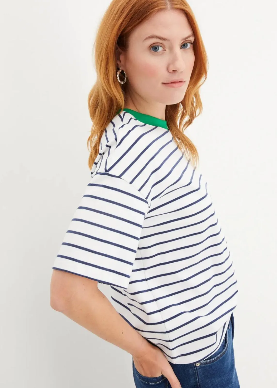 bonprix Shirts & Tops|Nachhaltigere Materialien^T-Shirt aus reiner Bio-Baumwolle weiß/tiefblau/grasgrün gestreift
