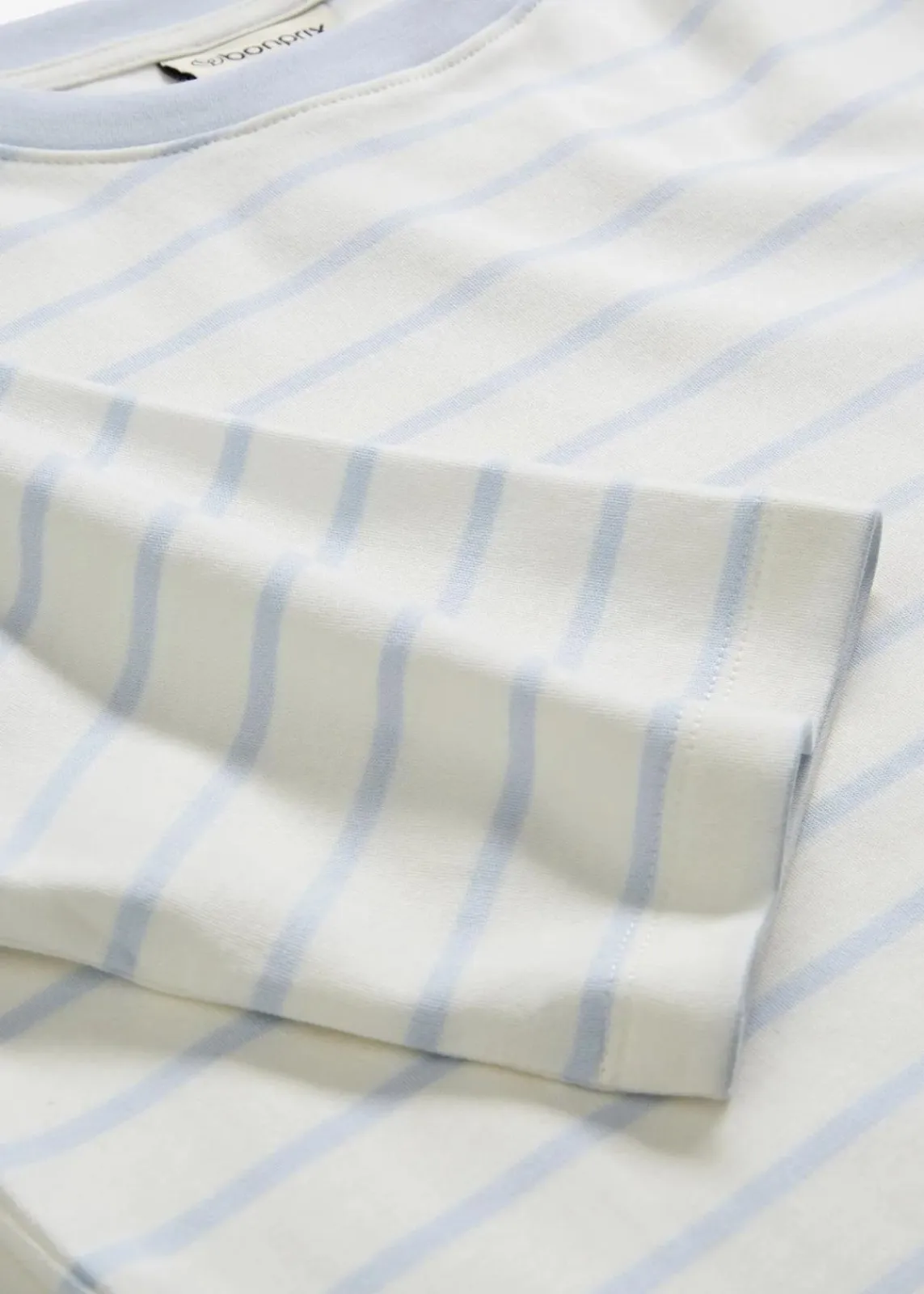 bonprix Nachhaltigere Materialien|Shirts & Tops^T-Shirt aus schwerer Bio-Baumwolle wollweiß/zartblau gestreift