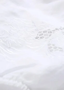 bonprix Nachhaltigere Materialien|Blusen & Tuniken^Tunika aus reinem Leinen, mit Lochstickerei weiß