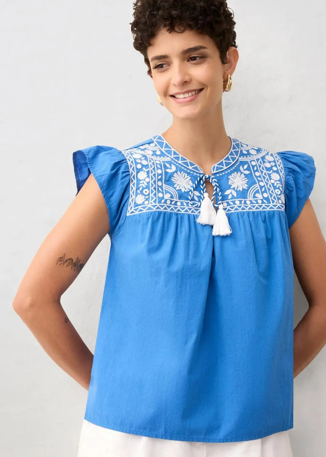 bonprix Bekleidung·Jacken & Mäntel|Premium^Tunika mit Seidenanteil und Stickerei gletscherblau