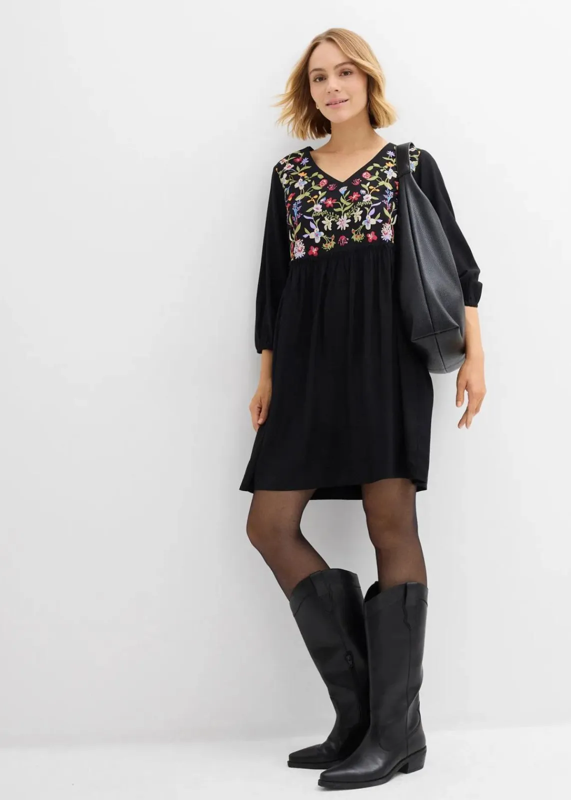 bonprix Kleider|Bekleidung·Pullover & Strickjacken^Tunika-Kleid aus fließender Viskose schwarz bedruckt