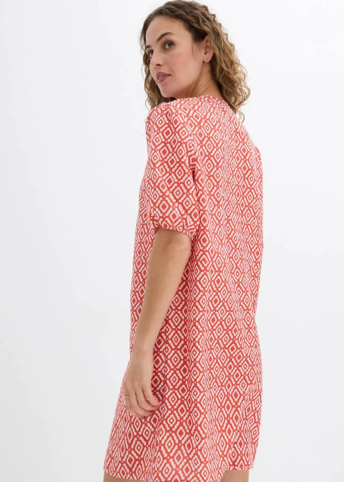 bonprix Bekleidung·Pullover & Strickjacken|Kleider^Tunika-Kleid aus fließender Viskose zimtrot /wollweiß bedruckt