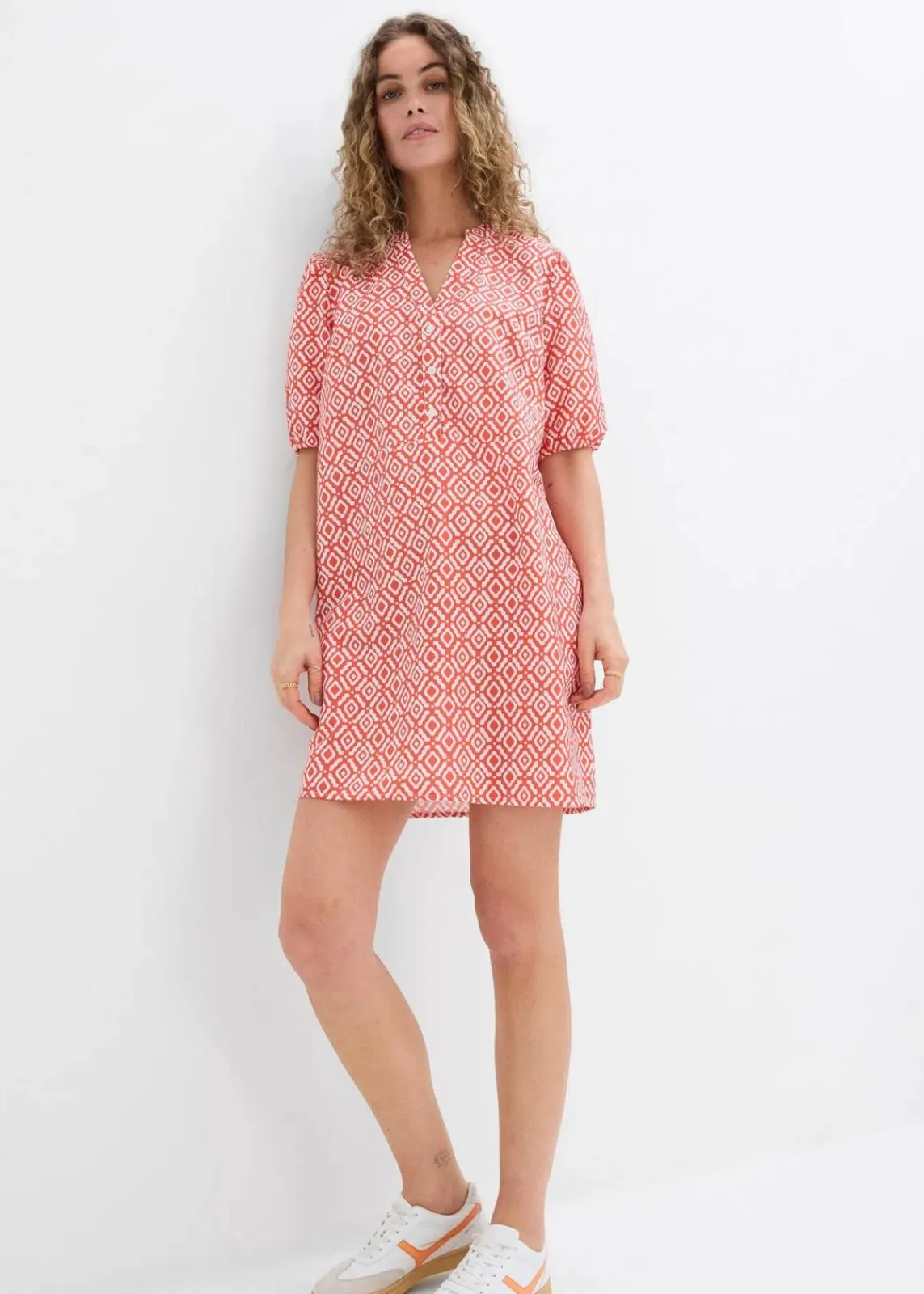 bonprix Bekleidung·Pullover & Strickjacken|Kleider^Tunika-Kleid aus fließender Viskose zimtrot /wollweiß bedruckt