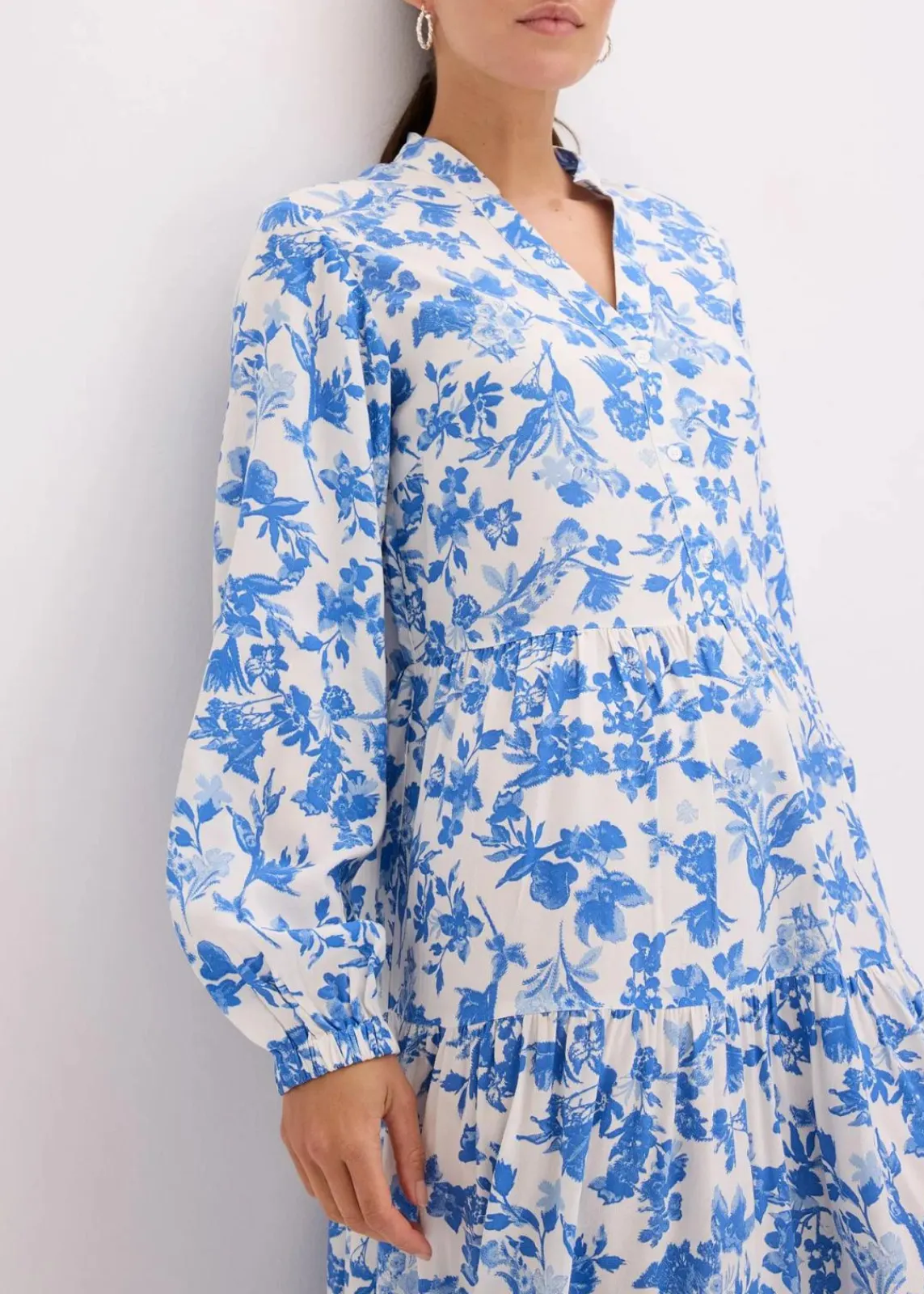 bonprix Kleider|Bekleidung·Pullover & Strickjacken^Tunika-Kleid aus fließender Viskose gletscherblau/hellblau/wollweiß