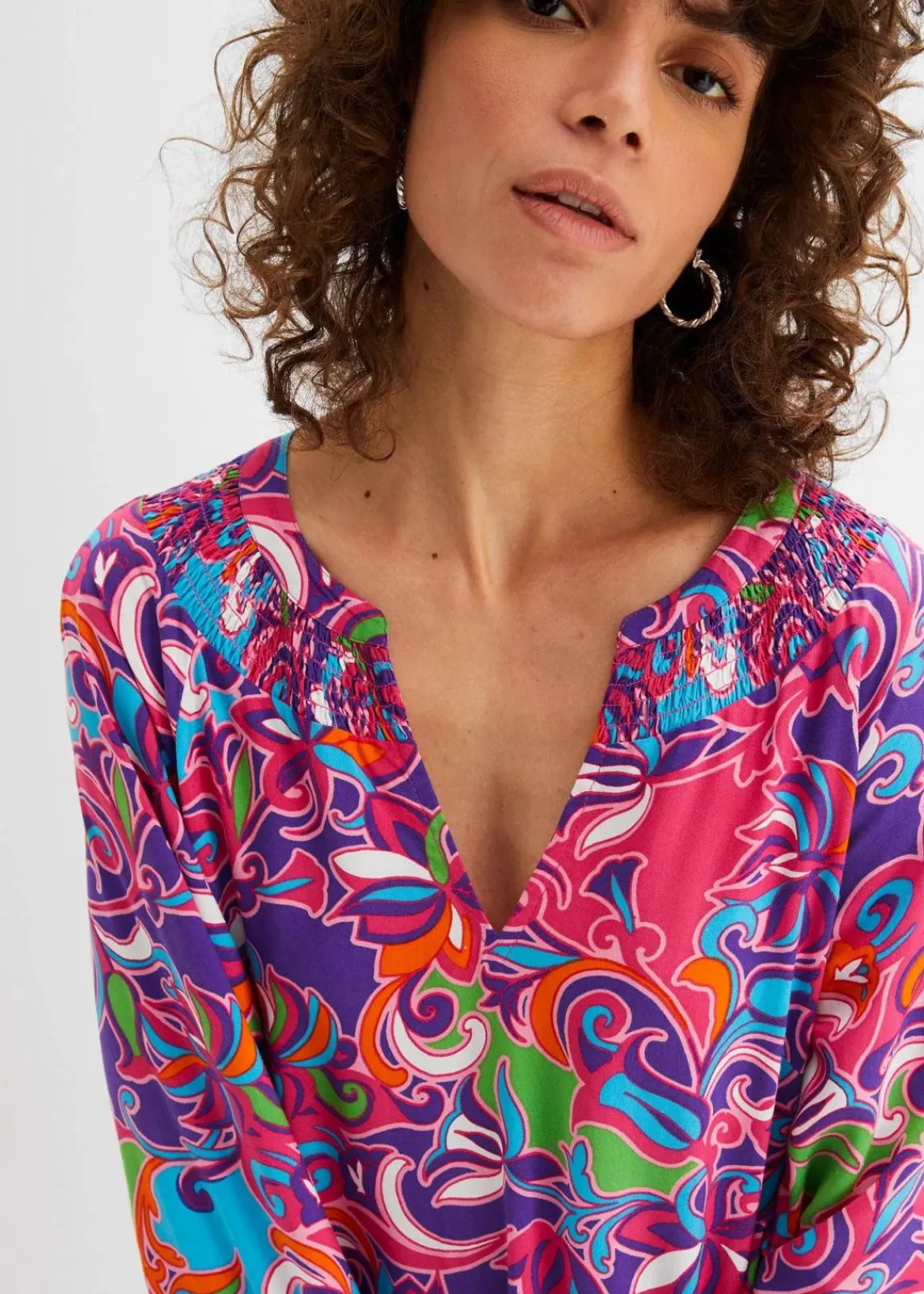 bonprix Nachhaltigere Materialien|Kleider^Tunika-Kleid aus fließender Viskose dunkelpink bedruckt