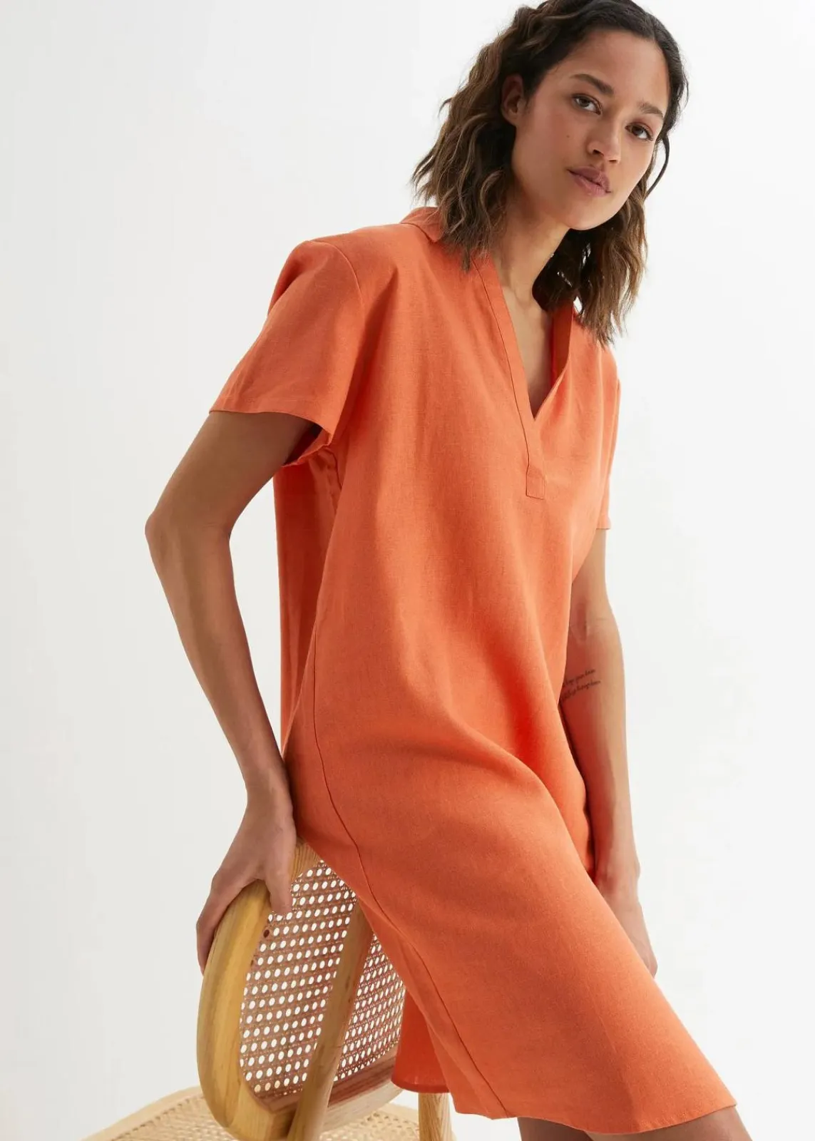 bonprix Bekleidung·Jacken & Mäntel|Blusen & Tuniken^Tunika-Kleid aus leichtem Leinen-Mix kupferorange