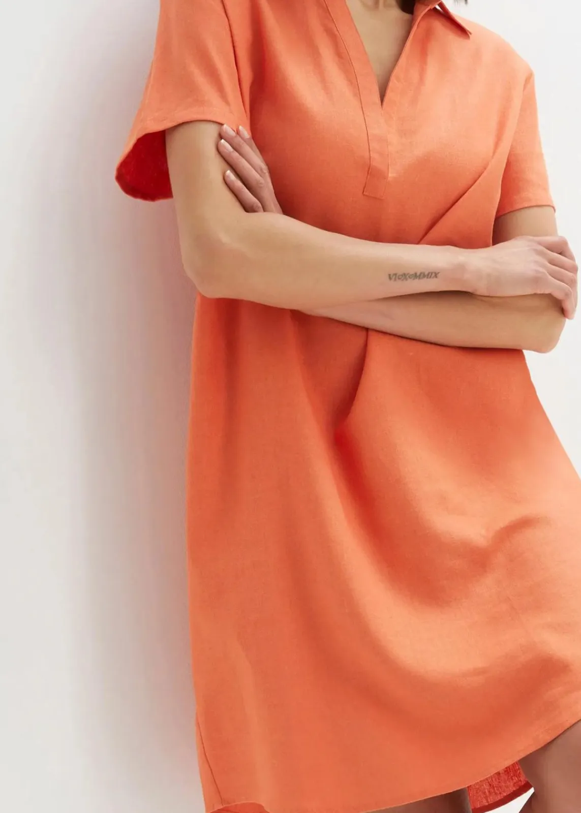 bonprix Bekleidung·Jacken & Mäntel|Blusen & Tuniken^Tunika-Kleid aus leichtem Leinen-Mix kupferorange