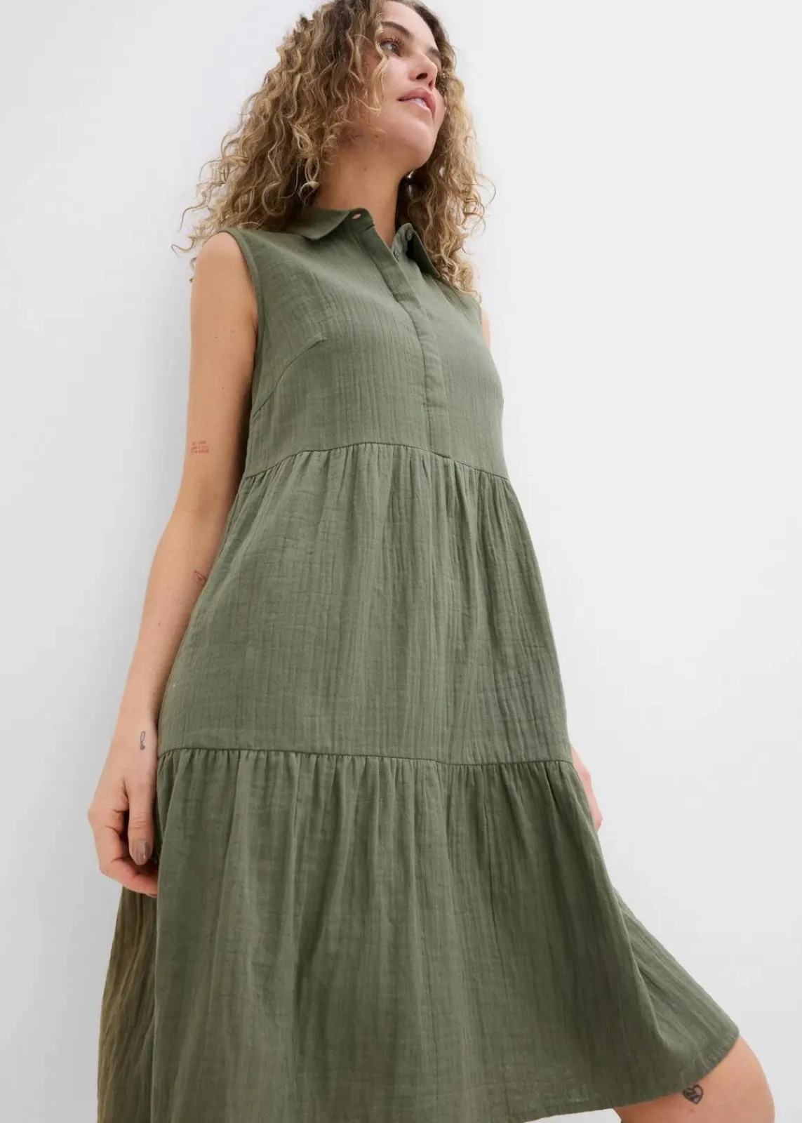 bonprix Bekleidung·Pullover & Strickjacken|Kleider^Tunika-Kleid aus luftigem Musselin dunkeloliv