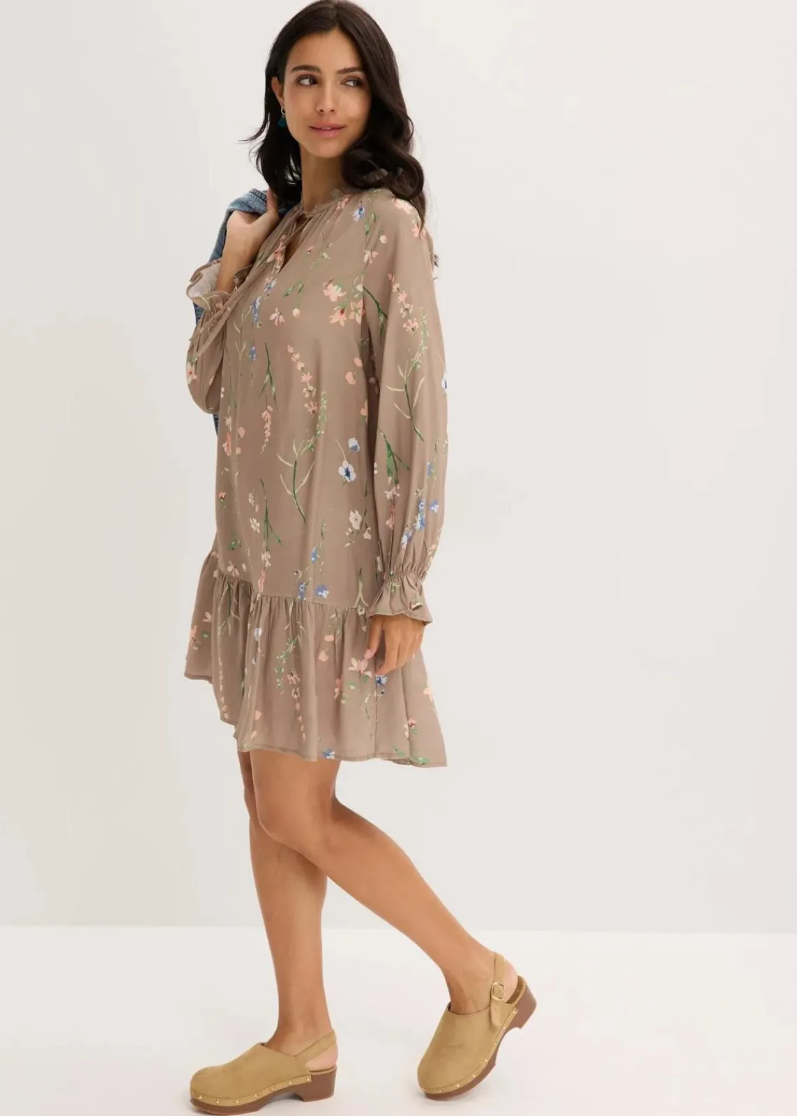 bonprix Kleider|Bekleidung·Pullover & Strickjacken^Tunika-Kleid aus reiner Viskose braun geblümt