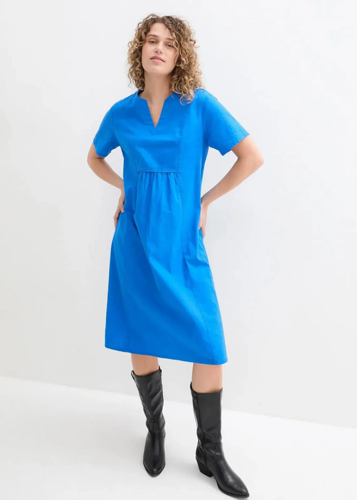 bonprix Bekleidung·Pullover & Strickjacken|Kleider^Tunika-Kleid mit Taschen aus Leinen-Baumwoll-Mix azurblau