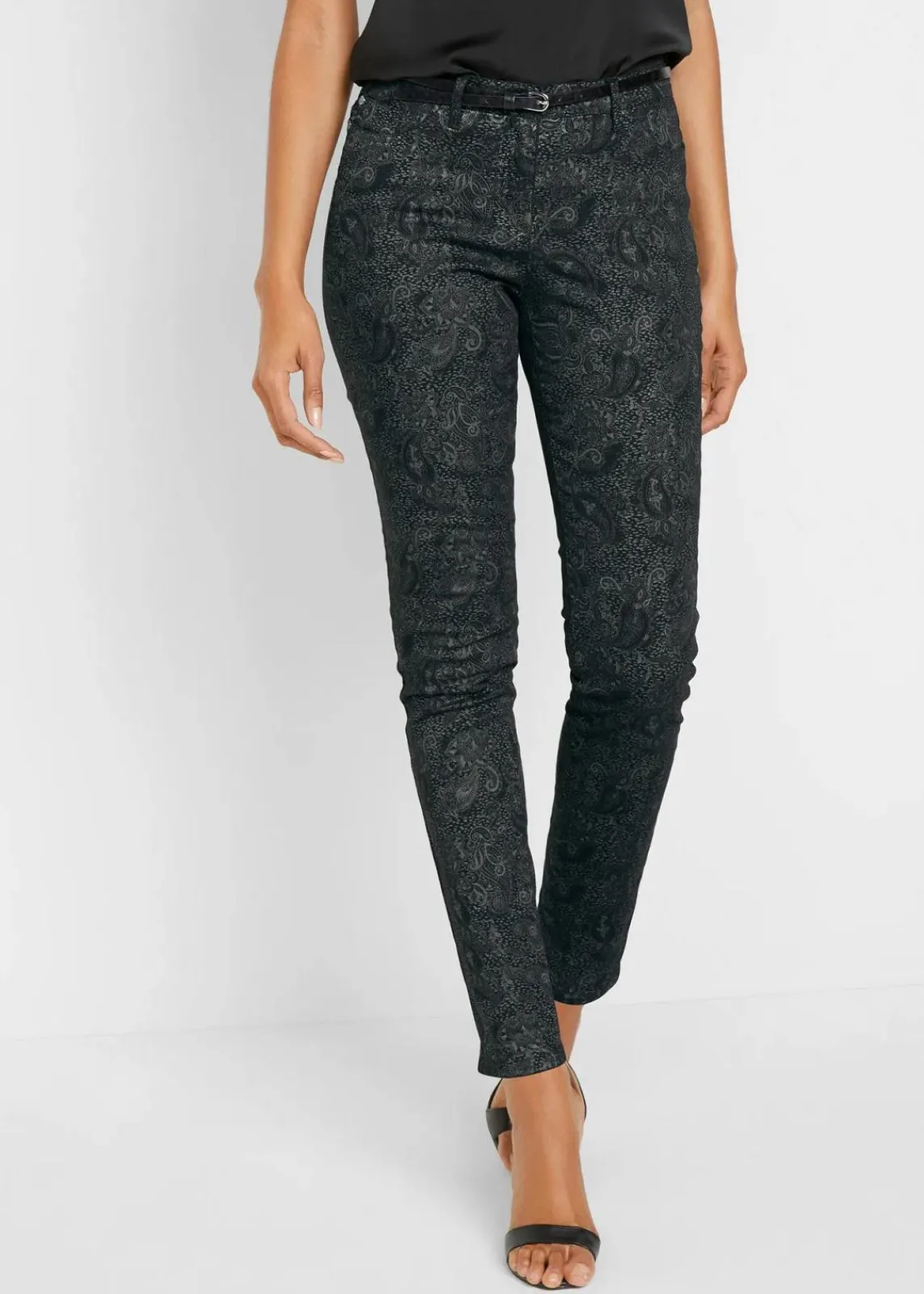 bonprix Bekleidung·Kleider|Hosen^Twillhose mit edlem Druck schwarz/rauchgrau paisley
