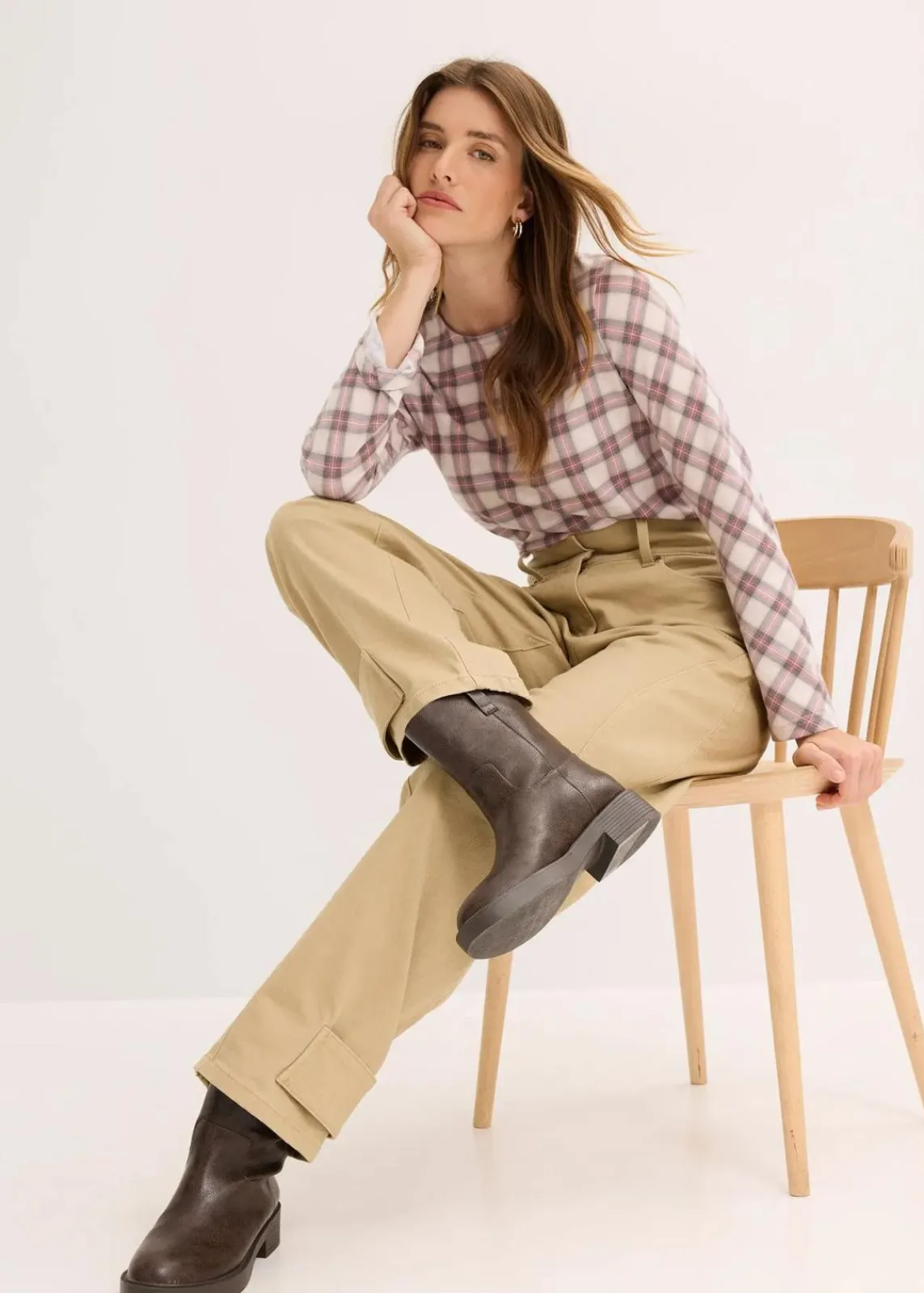 bonprix Bekleidung·Kleider|Hosen^Twillhose mit hohem Bund hellkhaki washed