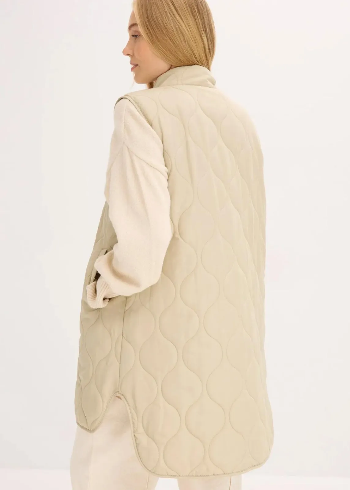 bonprix Bekleidung·Hosen|Jacken & Mäntel^Ultraleichte Steppweste mattschilf