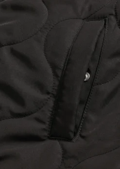 bonprix Jacken & Mäntel|Bekleidung·Hosen^Ultraleichte Steppweste schwarz