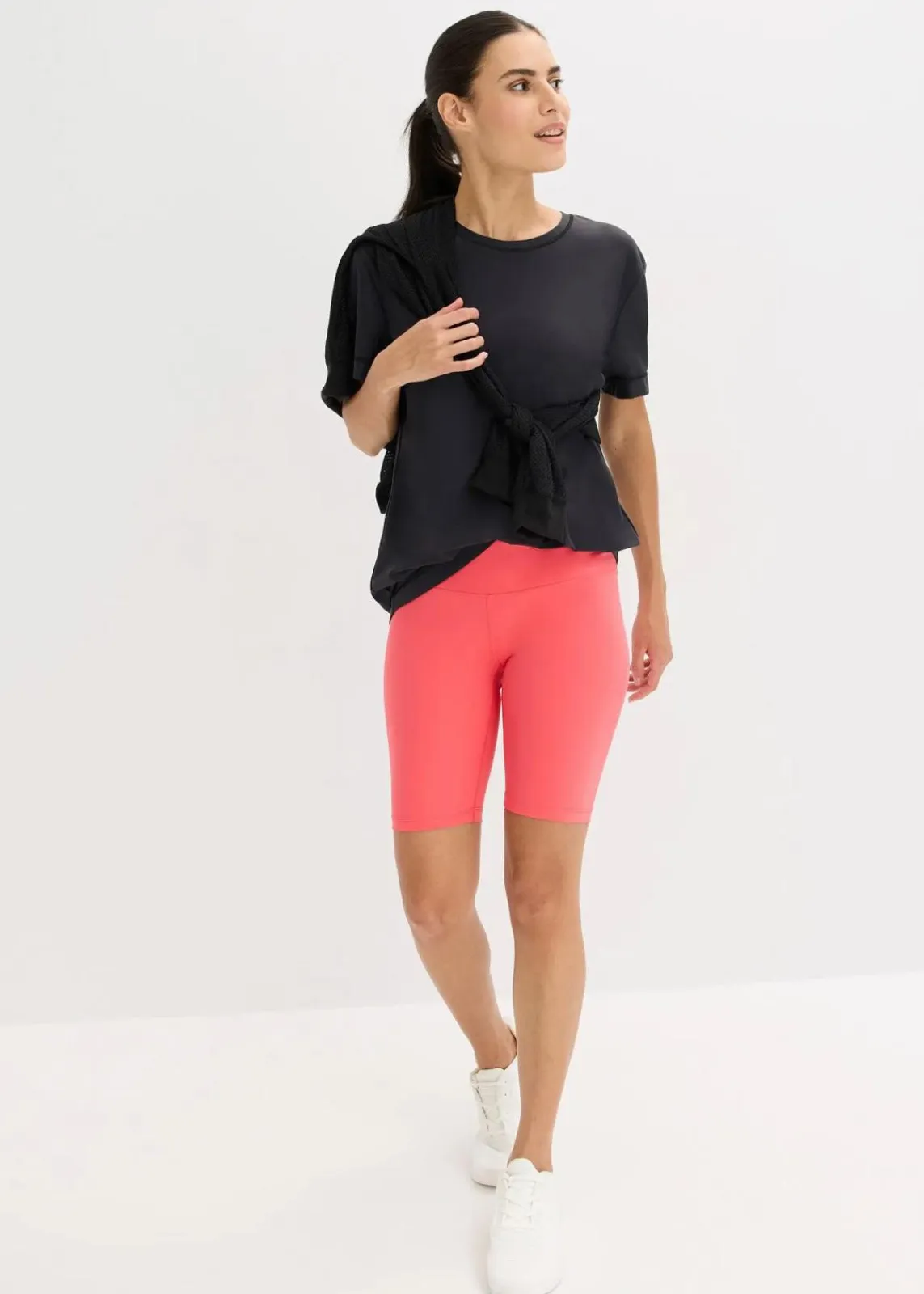 bonprix Sportbekleidung|Shirts & Tops^Ultrasoftes Funktionsshirt, schnelltrocknend schwarz