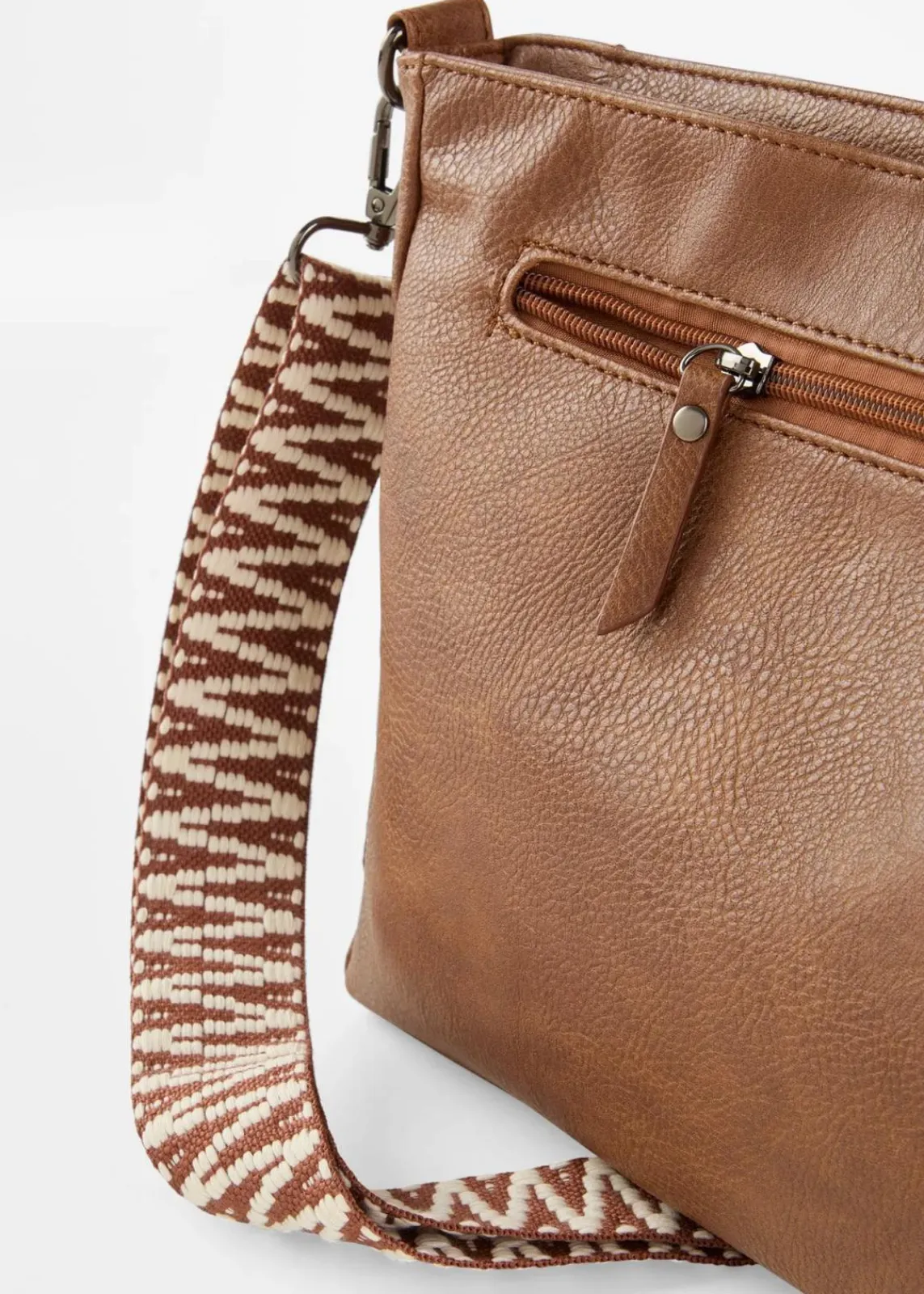 bonprix Taschen^Umhängetasche mit austauschbarem Trageriemen cognac braun