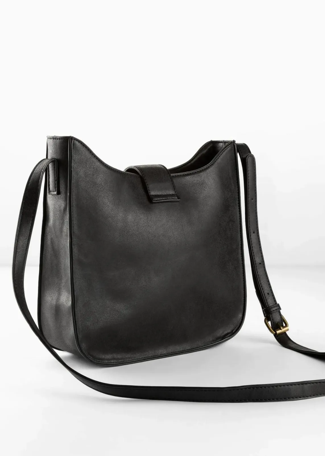 bonprix Taschen^Umhängetasche mit dekorativem Schnallendetail schwarz