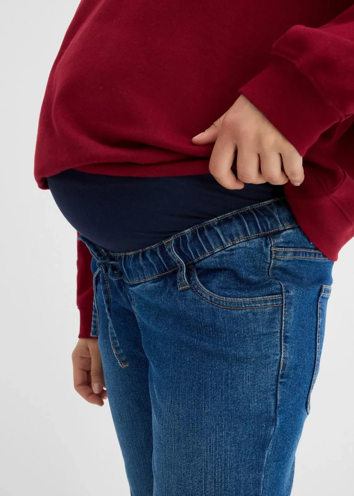 bonprix Bekleidung·Blazer|Nachhaltigere Materialien^Umstands-Denimjogger aus Bio-Baumwolle blau denim
