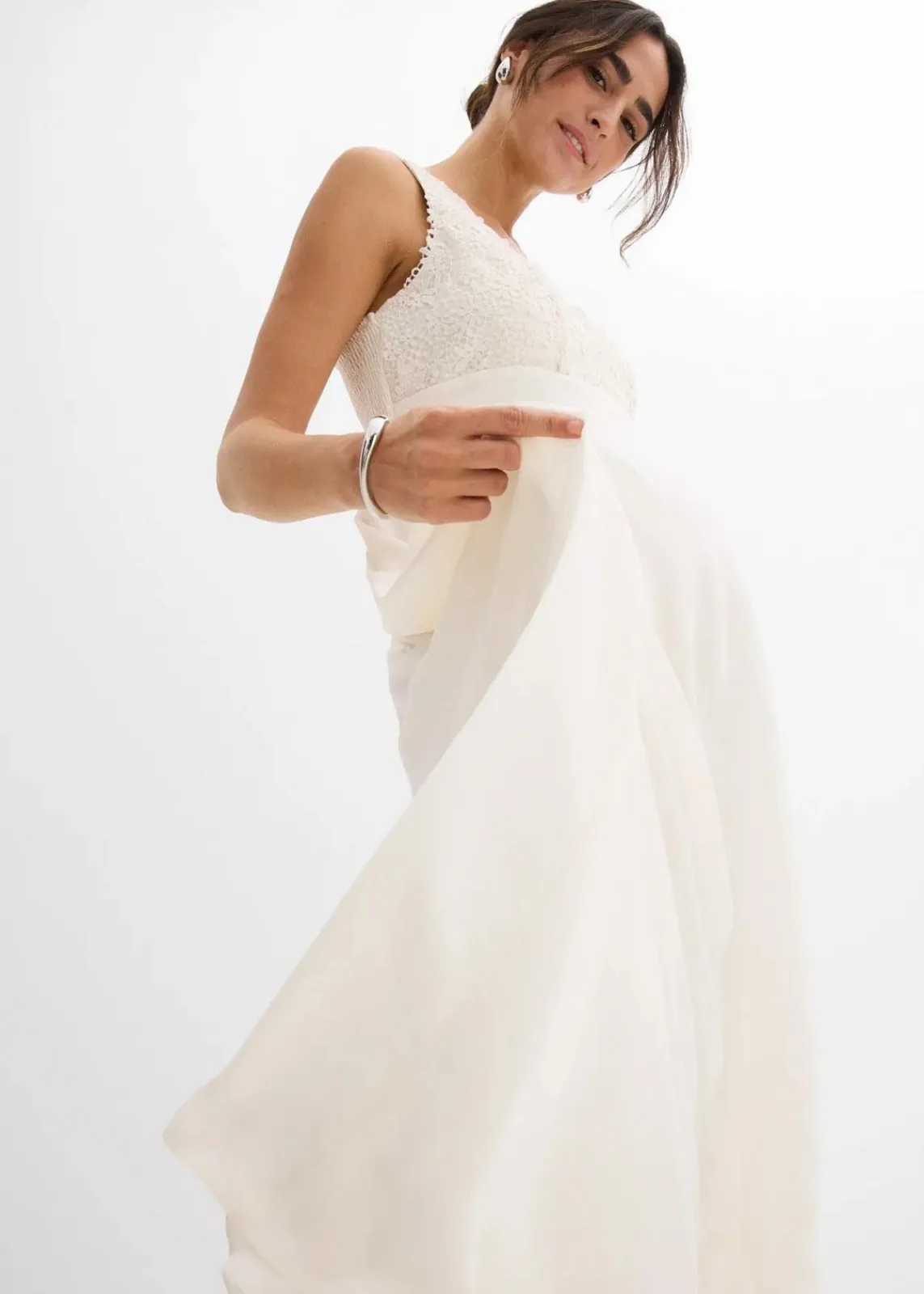 bonprix Bekleidung·Blazer|Umstandsmode^Umstands-Hochzeitskleid aus Spitze, Satin und Georgette wollweiß