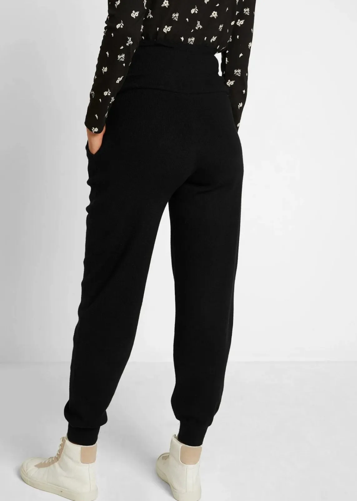 bonprix Bekleidung·Blazer|Nachhaltigere Materialien^Umstandshose aus weichem Strick schwarz