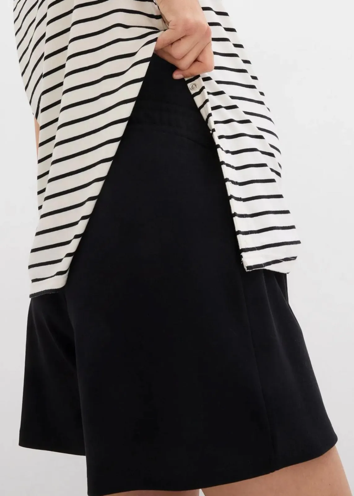 bonprix Bekleidung·Blazer|Umstandsmode^Umstands-Hosenrock aus Bio-Baumwolle schwarz