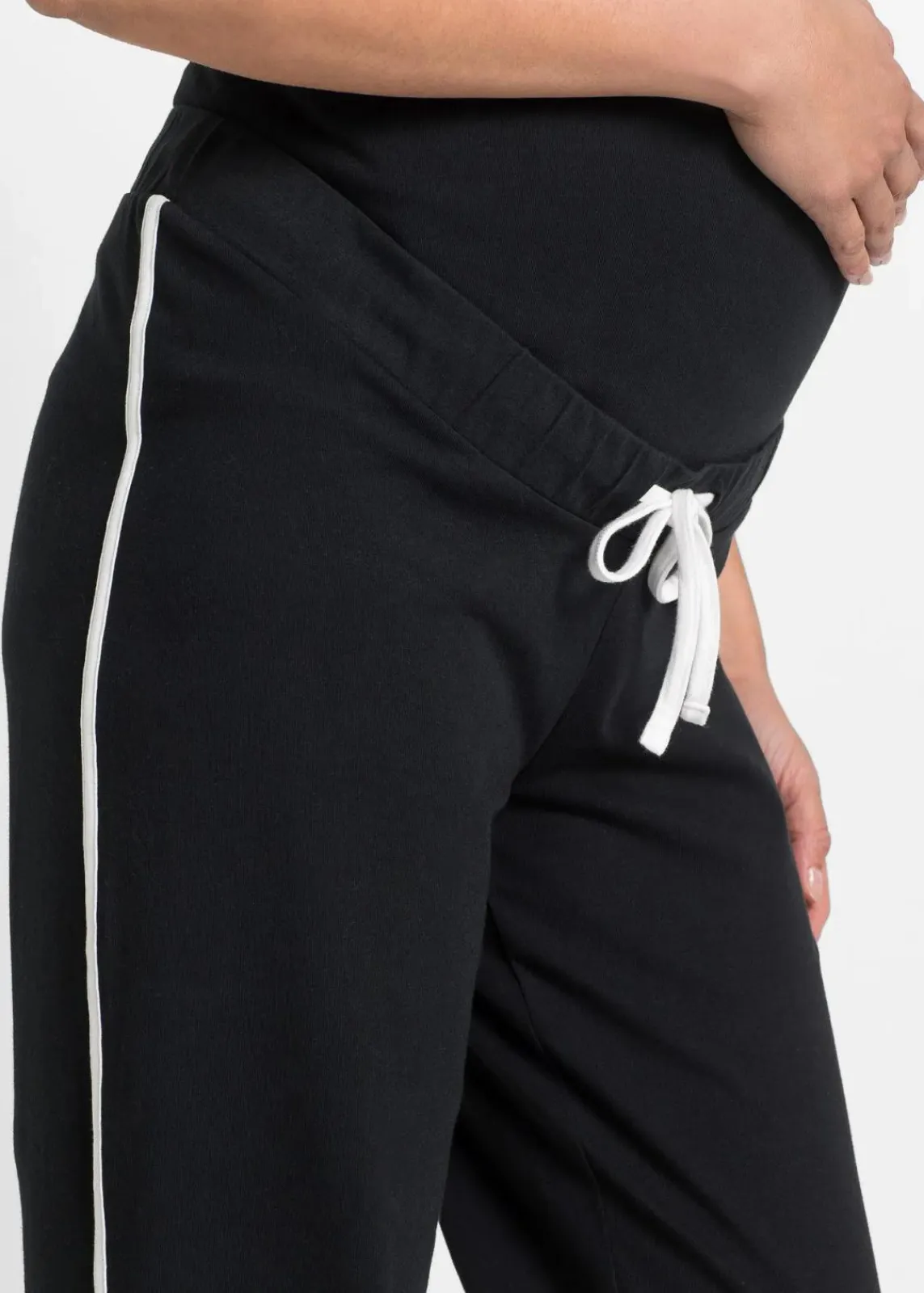 bonprix Bekleidung·Blazer|Nachhaltigere Materialien^Umstands-Jogginghose mit Bio-Baumwolle, Straight Leg schwarz