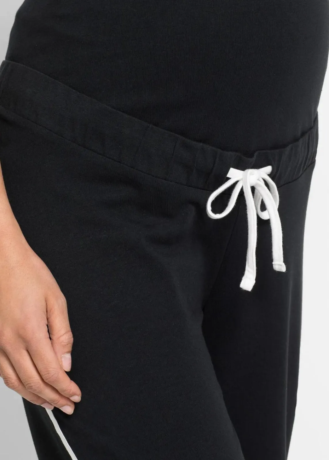bonprix Bekleidung·Blazer|Nachhaltigere Materialien^Umstands-Jogginghose mit Bio-Baumwolle, Straight Leg schwarz