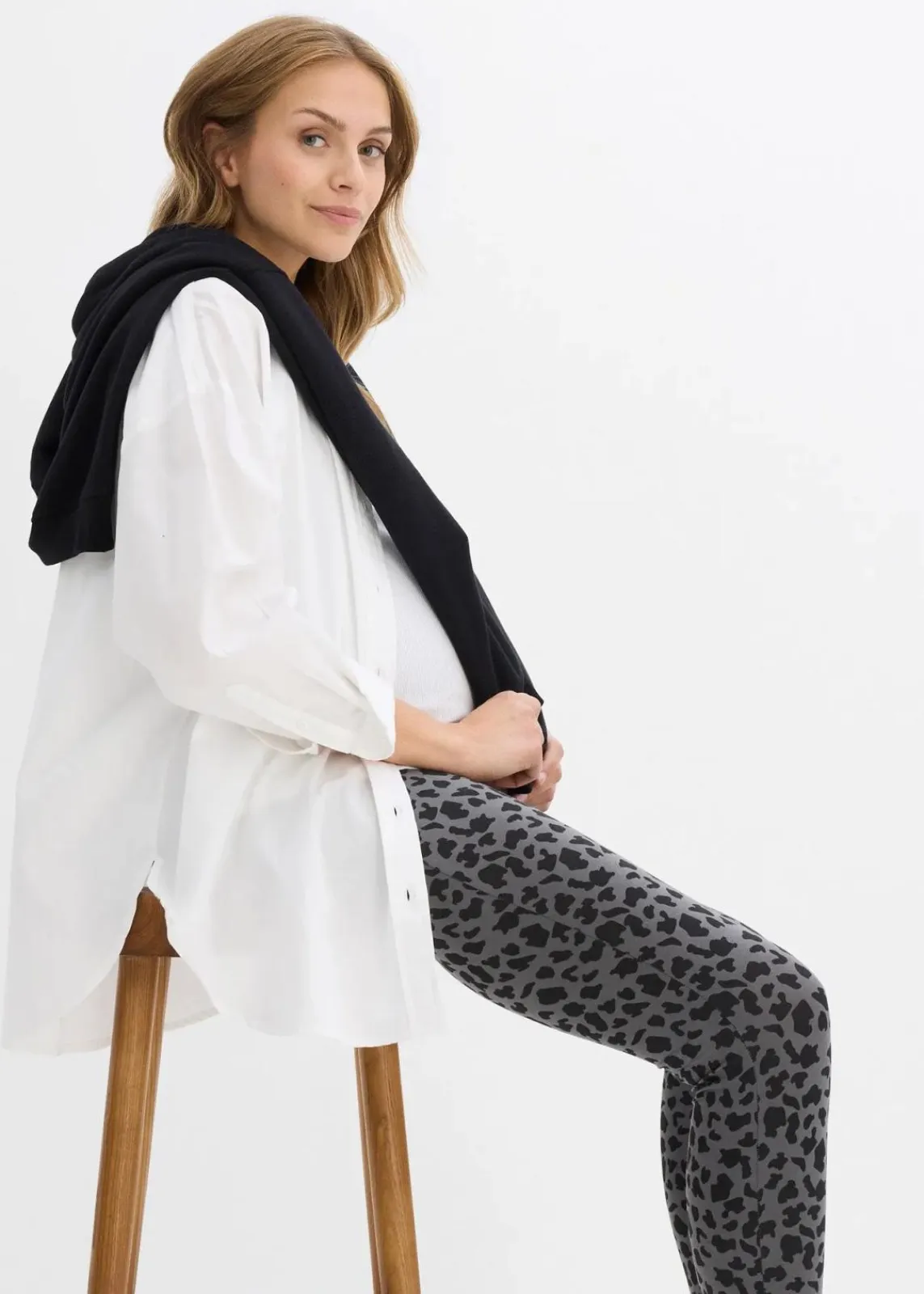 bonprix Umstandsmode|Nachhaltigere Materialien^Umstandsleggings aus Bio-Baumwolle (2er Pack) schwarz+rauchgrau leo bedruckt