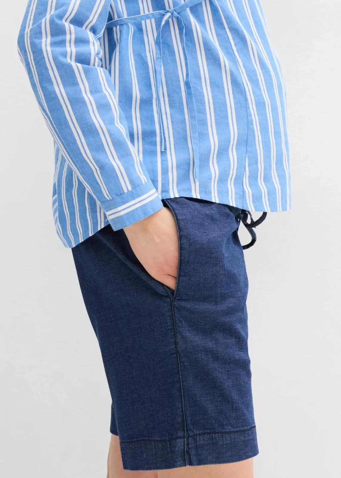 bonprix Bekleidung·Blazer|Umstandsmode^Umstandsshorts leichtem Stretchdenim blau denim