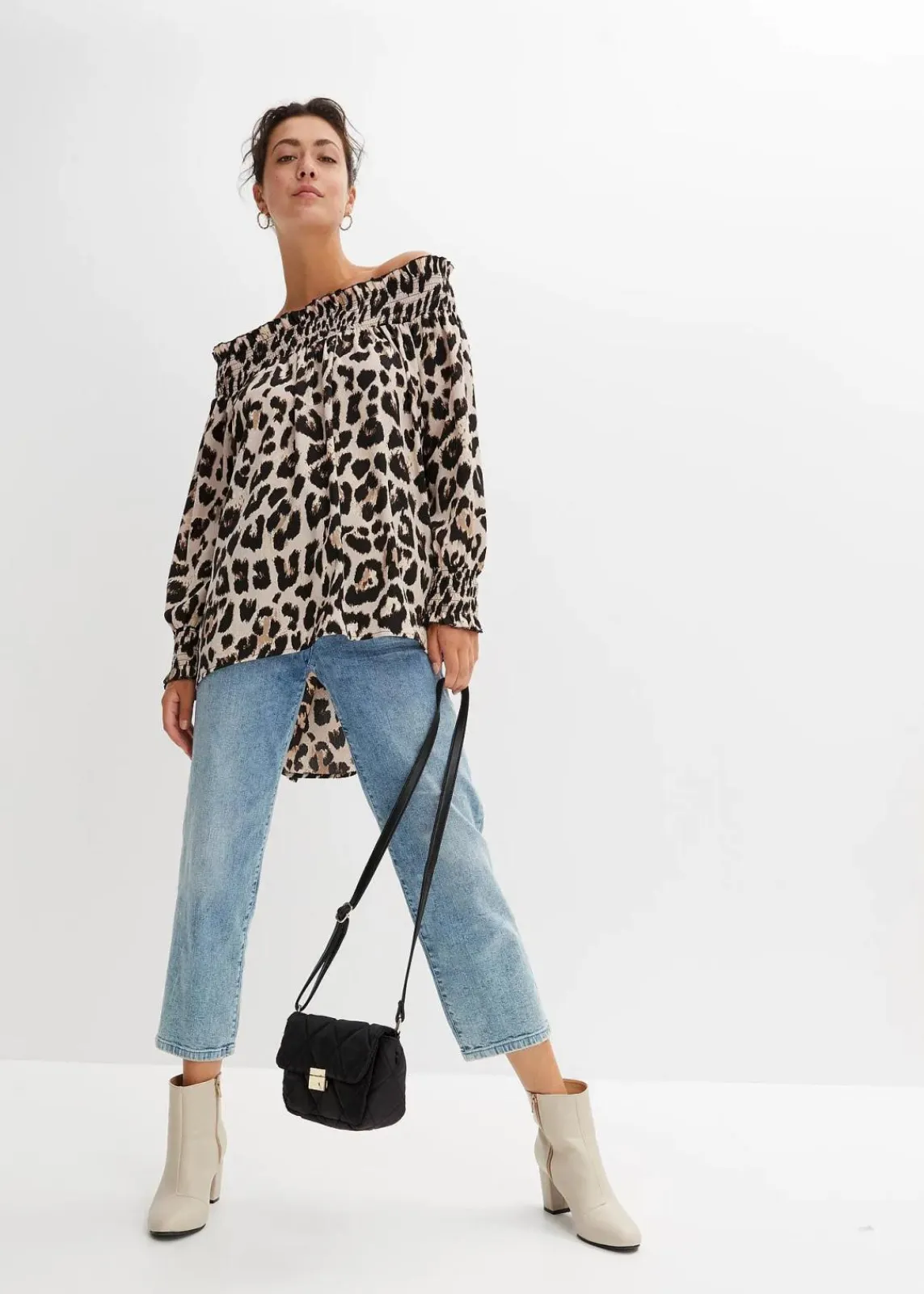 bonprix Bekleidung·Jacken & Mäntel|Blusen & Tuniken^Vokuhila-Bluse kreidebeige/braun leo bedruckt