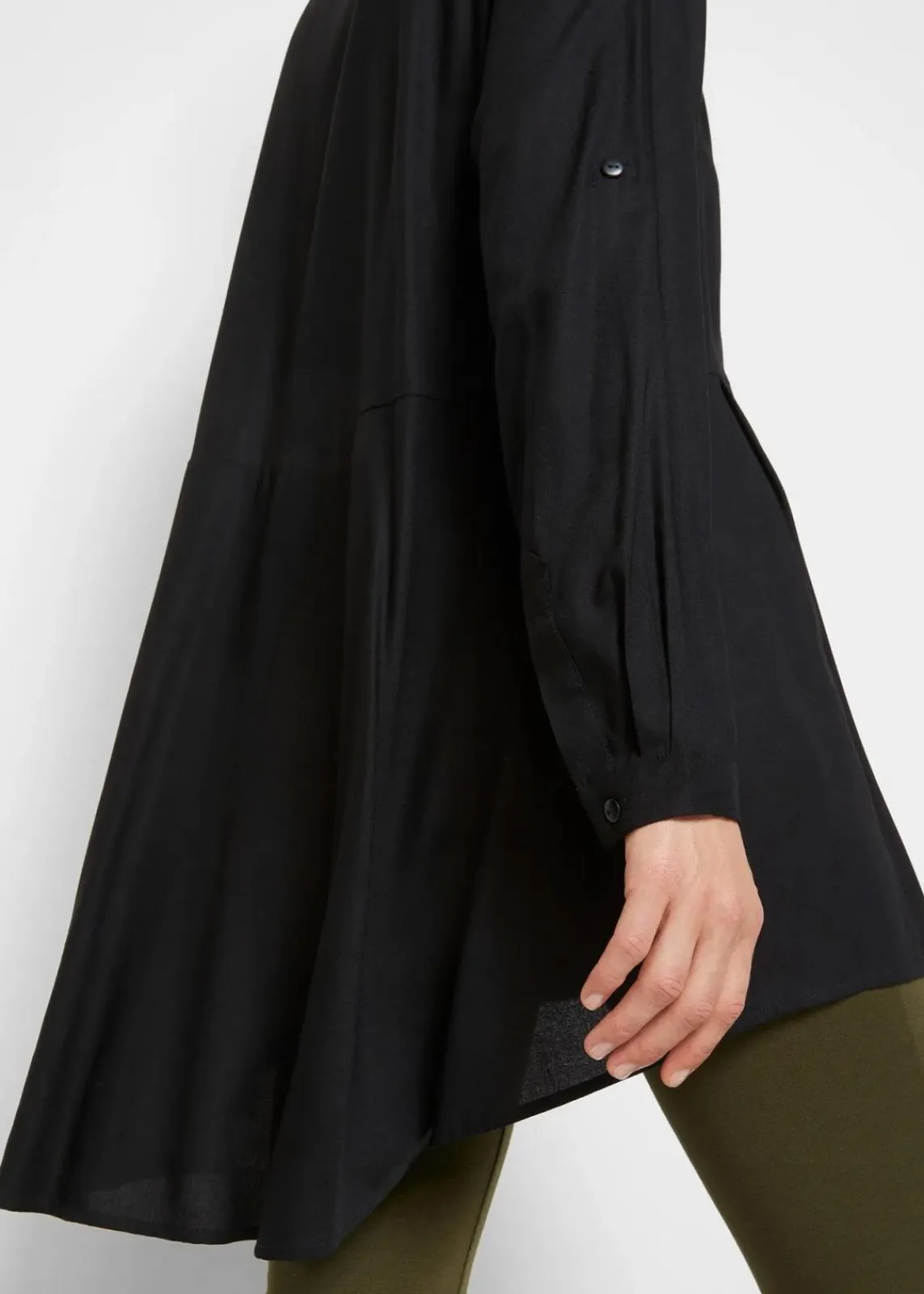 bonprix Bekleidung·Jacken & Mäntel|Blusen & Tuniken^Vokuhila-Bluse aus reiner Viskose schwarz