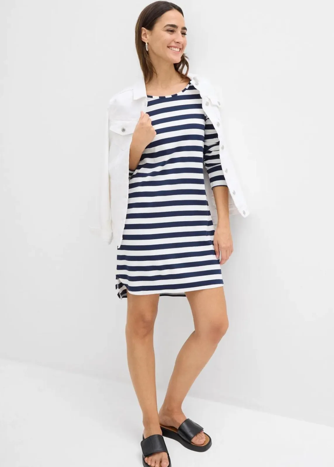 bonprix Bekleidung·Pullover & Strickjacken|Kleider^Vokuhila-Kleid aus schwerer reiner Baumwolle dunkelblau/wollweiß gestreift