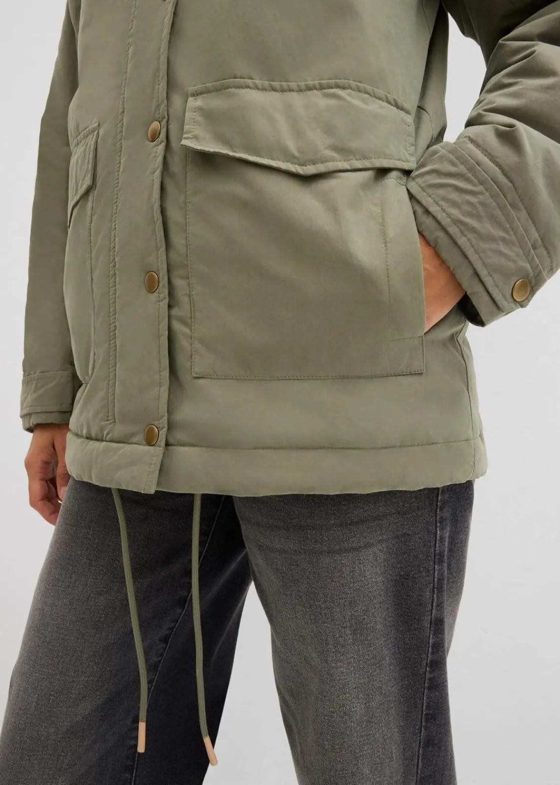 bonprix Jacken & Mäntel|Bekleidung·Hosen^Warm wattierter Parka oliv