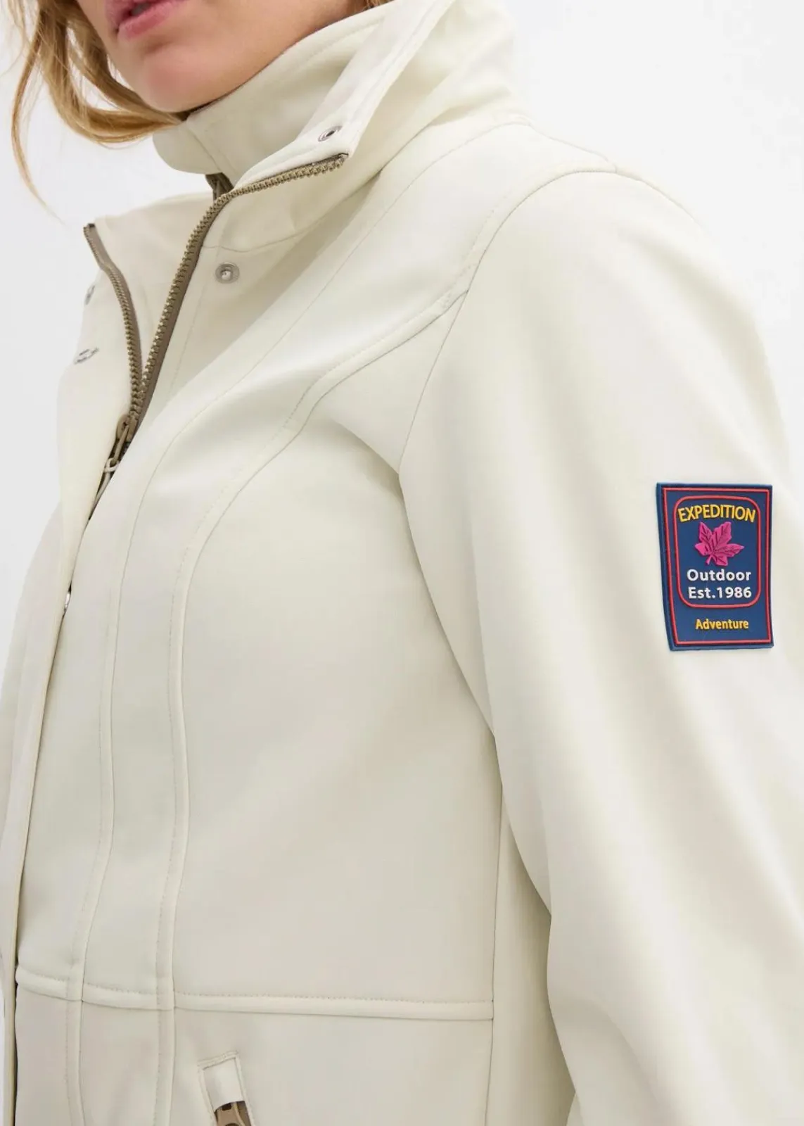 bonprix Jacken & Mäntel|Bekleidung·Hosen^wasserabweisende Stretch-Softshell-Longjacke schilfsand