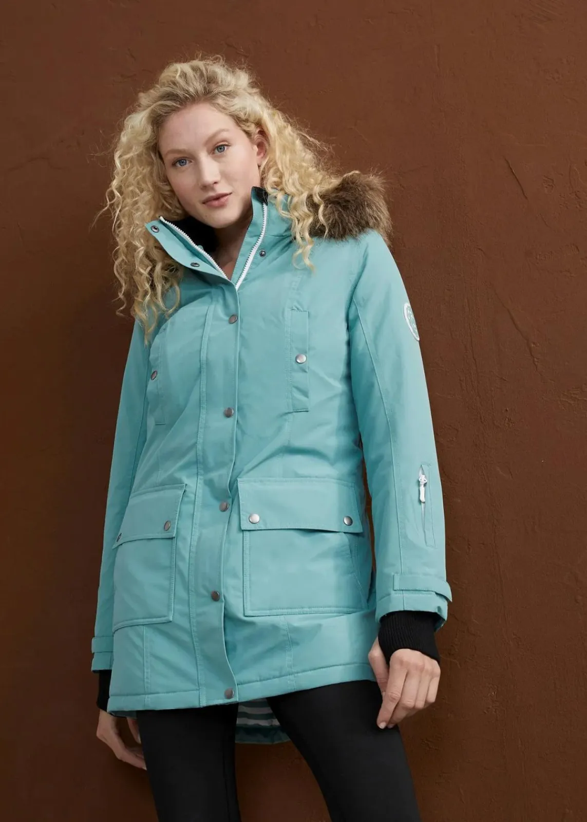 bonprix Bekleidung·Hosen|Nachhaltigere Materialien^wasserdichte Outdoor-Funktions-Jacke mit Kapuze rauchsalbei