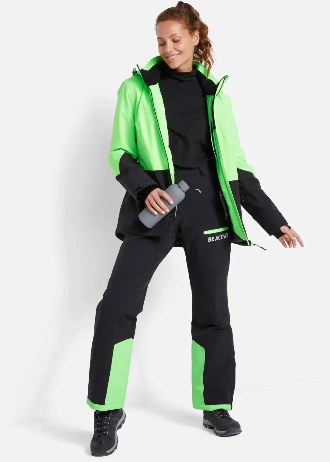 bonprix Bekleidung·Jumpsuits|Bekleidung·Sweat^wasserdichte Ski Funktions-Jacke neongrün/schwarz