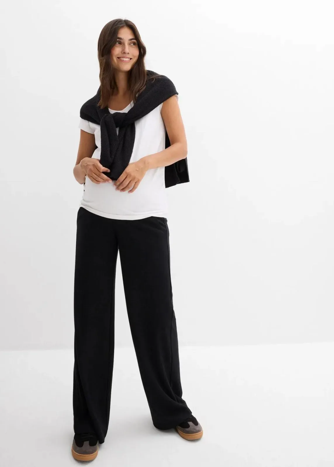 bonprix Bekleidung·Blazer|Umstandsmode^Weiche Umstandshose aus bequemen Punto di Roma, weites Bein schwarz